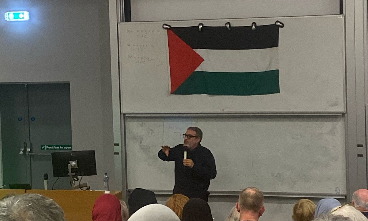 Rector delivers public lecture at Glasgow